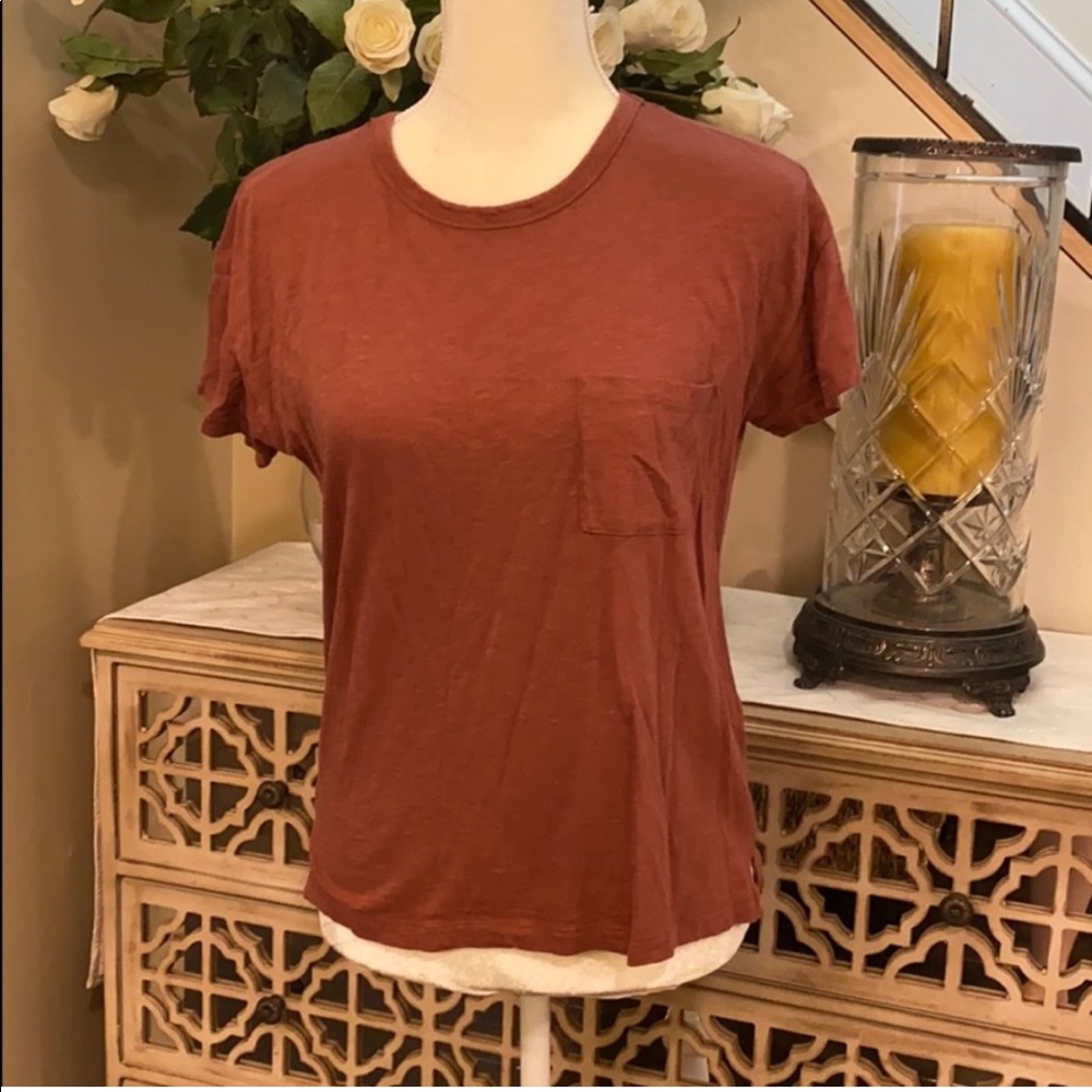 NWOT Abercrombie & Fitch t-shirt